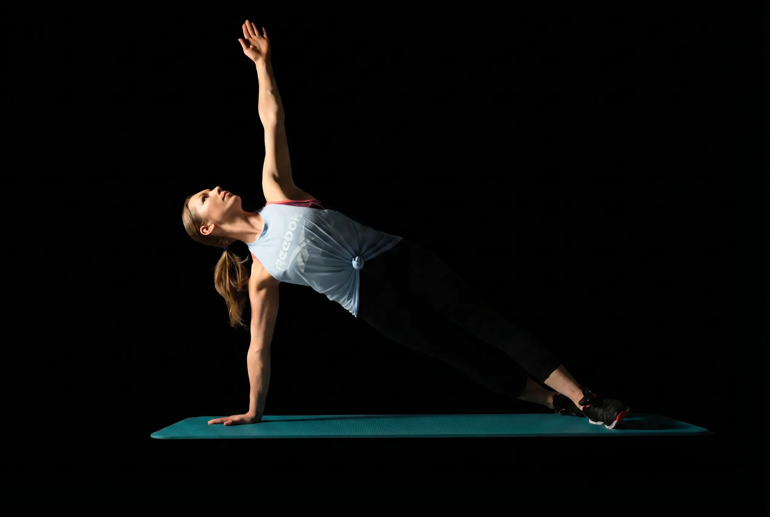 Cristina - Fitness Pose 2