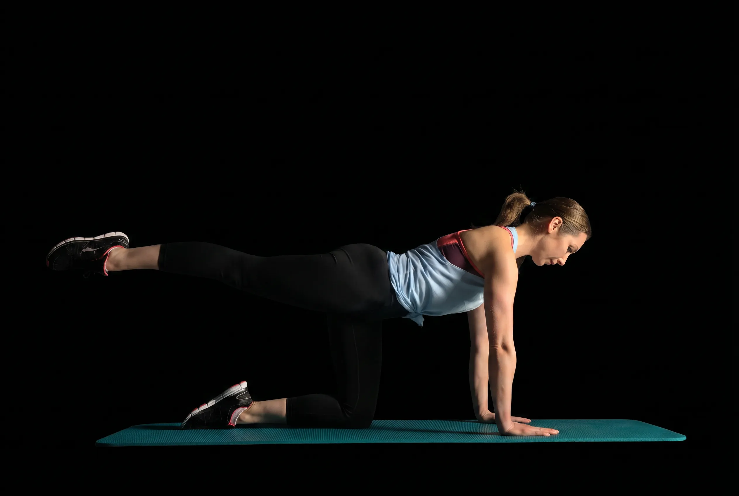 Cristina - Fitness Pose 3